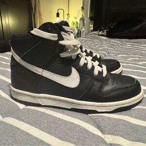 Nike dunk high blk/wht